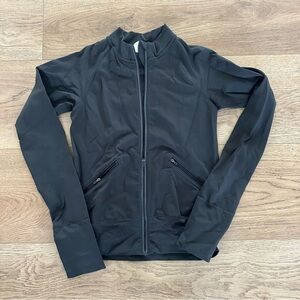 Lululemon jacket sz 6